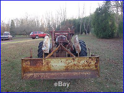Ford 8n with bucket loader and grading box