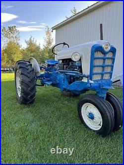 Ford 961 Tractor