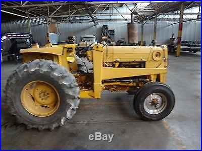 Ford Industrial 335 tractor with front end loader