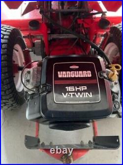 Gravely Model 16G 350 Hours Front PTO, Auto Lift, 60 Deck, New Battery Etc