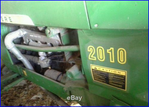 JOHN DEERE 2010 TRACTOR, 3 POINT HITCH, PTO, GAS 4 CYL, HYDRAULIC ATTACHMENT