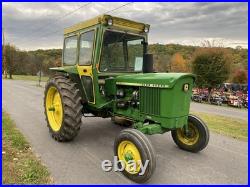 JOHN DEERE 2120 TRACTOR With CAB