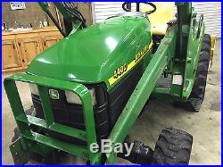 JOHN DEERE 4400 Tractor, Hydrostatic Drive, 4X4, Loader, 5' Box Blade