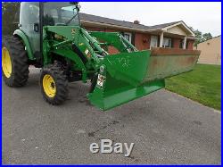 JOHN DEERE 4520 TRACTOR LOADER MWR 2013 With57 HRS CAB A/C RADIO