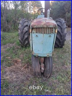 John Deere 3020 Tractor