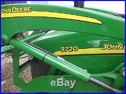 John Deere 3720 4wd tractor
