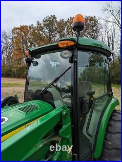 John Deere 4066R 4x4 Compact Tractor with cab and H180 loader ONLY 298 HOURS
