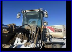 John Deere 444K 524K 544K 624K 644K 724K 744K Windshield Glass John Deere 444K 524K 544K 624K 644K 724K 744K Windshield Glass