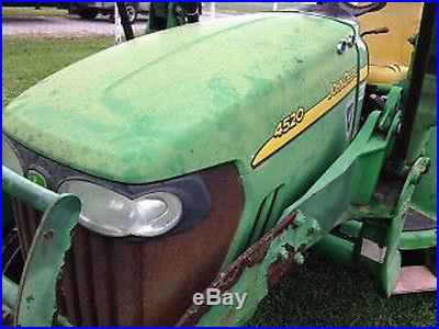 John Deere 4520 Compact Utility Tractor. 4WD, Power Reverse, 400x Loader