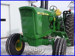 John Deere 4620 Tractor