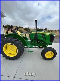 John Deere 5055e tractor