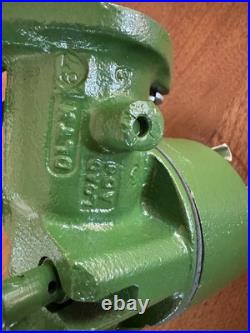 John Deere DLTX67 Carburetor