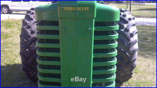 John Deere GW Antique Tractor