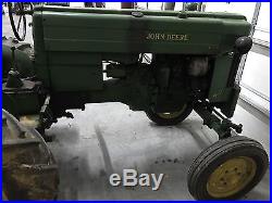John Deere Model 40 Tractor (Antique)