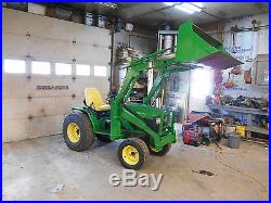 John deere 4100 4x4 hydrostatic with 410 loader very nice compact tractor