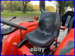 KUBOTA L2501 Compact Farm tractor with LA525 Loader 4X4 DIESEL QUICK ATTACH