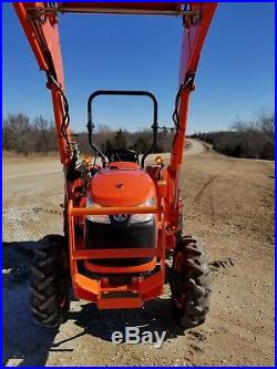 KUBOTA L3200 HST 4x4 loader tractor. FREE DELIVERY