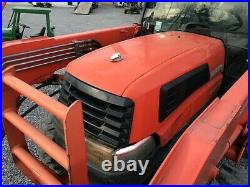 KUBOTA L3430HST CAB TRACTOR With LOADER. HYDRO. 1593 HRS. RUNS GREAT. QUICK ATTACH