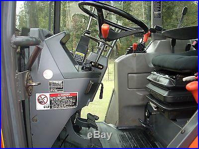 KUBOTA M105S CAB+LOADER+4X4 WITH HYD SHUTTLE TRANS- REALLY GOOD TRACTOR