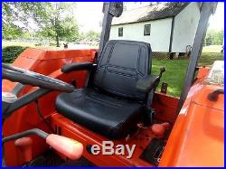 KUBOTA M6800 UTILITY SPECIAL COMPACT TRACTOR With LOADER. 895 HRS! 4X4. RUNS GREAT