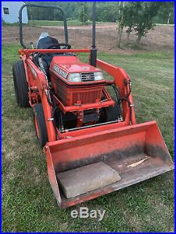 Kubota B2150 4X4 Loader Mower Tractor, under 400 Hours