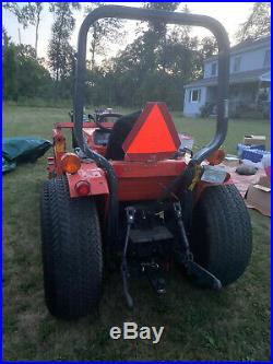 Kubota B2150 4X4 Loader Mower Tractor, under 400 Hours