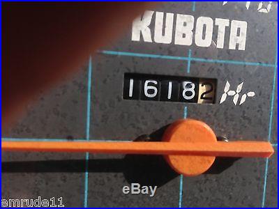 Kubota B2150 TRACTOR 4X4 LOADER THREE POINT HITCH WILL TAKE BACKHOE