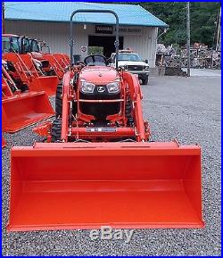 Kubota B2650 4wd tractor, Loader, 60 Mower, Like New, Warranty, Financing, Demo