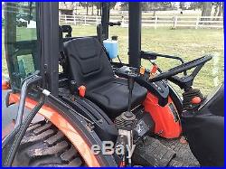 Kubota B3030 Tractor, Factory Cab, 483Hr, 30HP, 4x4, Front Mt Snow Blower, Loader