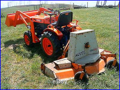 Kubota B6000 4WD with Front End Loader and Woods Finish Mower LOW RESERVE