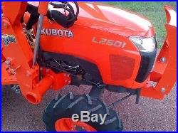Kubota L2501 tractor loader low hours