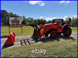 Kubota L3901 Tractor Loader With Grapple