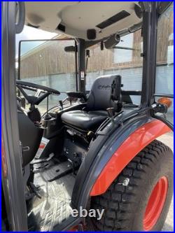Kubota LX3520 HSDC 4WD Tractor with 60 Deck, Brand New Condition, Only 8.2 Hrs