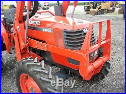 Kubota M4900 Tractor with front loader, 4WD, Shuttle Shift, 2 remotes, 949 hours
