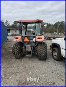 Kubota M5140F Farm Tractor Orange Model M5140F Serial Number 100421