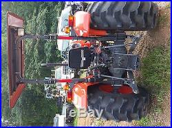 Kubota M7040 SU Tractor