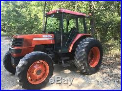 Kubota M9000 4x4 Farm tractor. Cold air! Shuttle trans. Low hours. Farm fresh