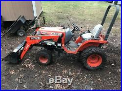 Kubota b1700 Compact Tractor with AIL 1547 Front End Loader