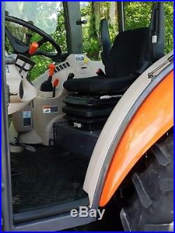 Kubota m7040 4x4 loader tractor LOW HOURS! FREE DELIVERY