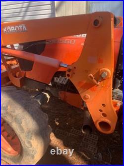 Kubota m8560 tractor 4x4 loader