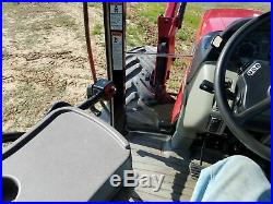 Low hours 125 HP FWD Case IH Maxxum 125 Loader Tractor