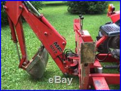 MASSEY FERGUSON 1030 TRACTOR WITH Backhoe and Loader
