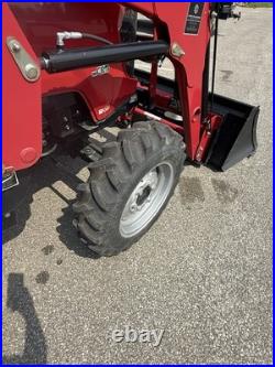 Mahindra 1635 Tractor with Backhoe only 195 Hrs