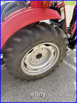 Mahindra 1635 Tractor with Backhoe only 195 Hrs