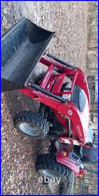 Mahindra shuttle 4WD Loader Tractor with 1538L Front Loader 2019