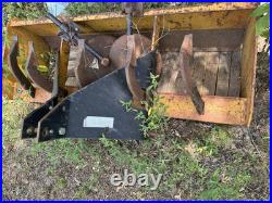 Montana R2844 4WD Diesel 4-Cyl Loader Tractor with Bucket & Mower, 100R SN3303
