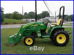 Nice John Deere 3320 4x4 Loader Tractor