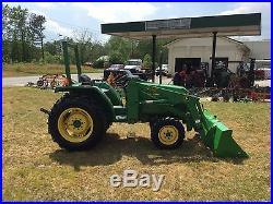 Nice John Deere 870 4x4 Loader Tractor
