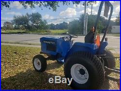 New Holland 2005 TC30 Tractor