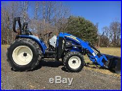New Holland Boomer 50 4x4 with loader